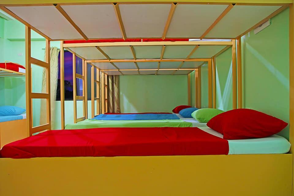 Antwet Backpacker'S Inn & Rooftop Bar Dumaguete City Zewnętrze zdjęcie