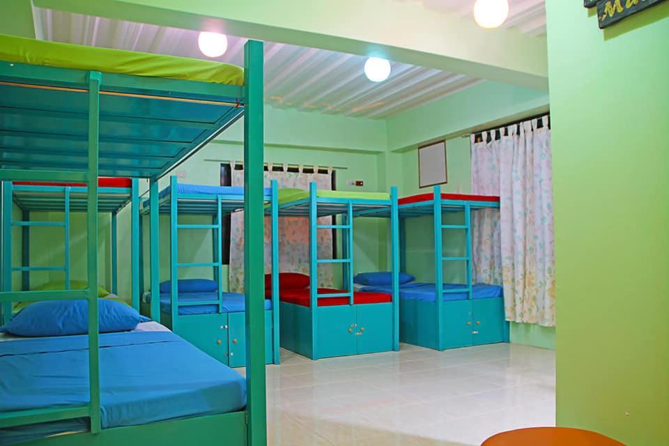 Antwet Backpacker'S Inn & Rooftop Bar Dumaguete City Zewnętrze zdjęcie